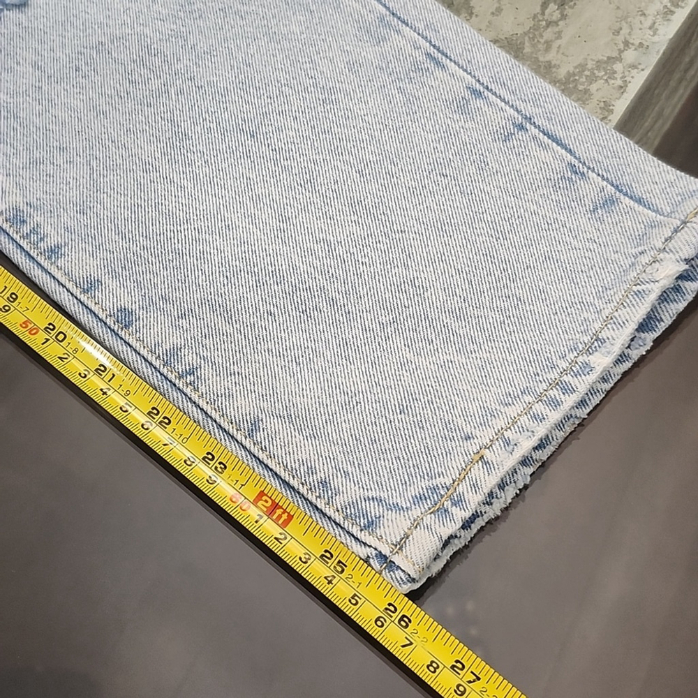 Levi's Women's Wedge Straight Light Blue Distressed Jeans New 26x28 - Picture 16 of 16